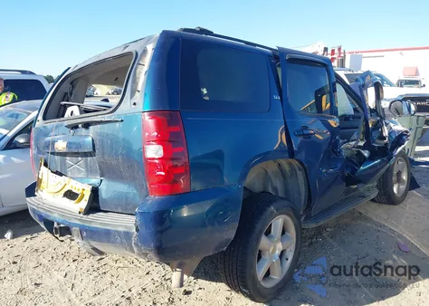 2007 Chevrolet Tahoe Ltz из США, поврежденный, VIN 1GNFK13017J151897